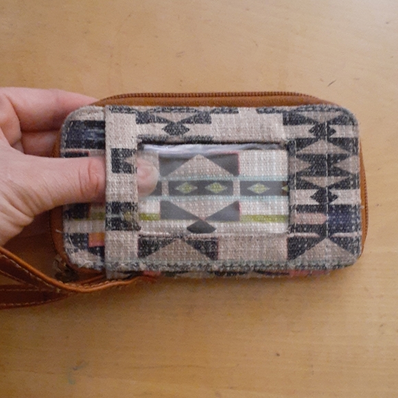 Cute wrist wallet ☺ - Picture 5 of 5
